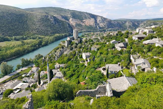 Bosnien: Ganzjährige 3-tägige Minitour von Mostar nach Trebinje. Besuchen Sie Herzegowina. UNESCO-Stätten. Spektakuläre Berge, glitzernde Flüsse und atemberaubende Landschaften. Osmanische Architektur. Jede Menge Kultur, Geschichte und Natur. Außerg… Rundreise