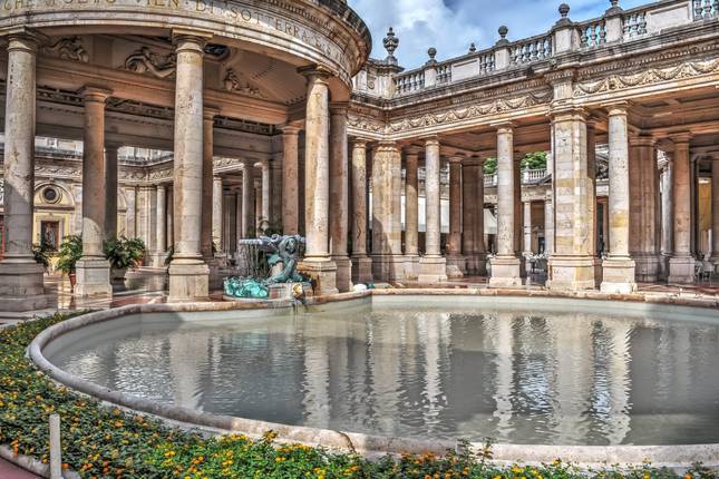 3-Day Private Florence Spa & Wellness: Classic Heritage & Natural Cave Experience