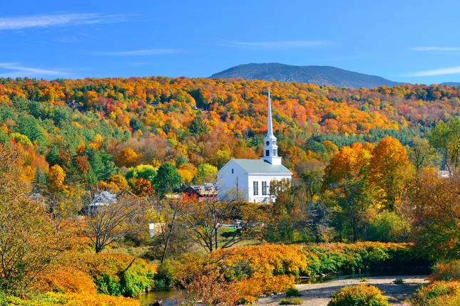 10 Best Fall Foliage Tours & Trips for Couples 2021/2022 - TourRadar