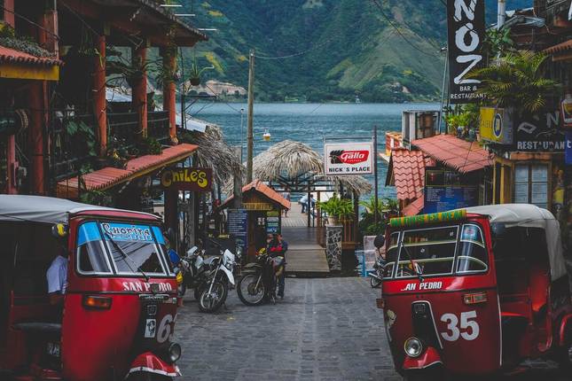 Real Guatemala to Costa Rica