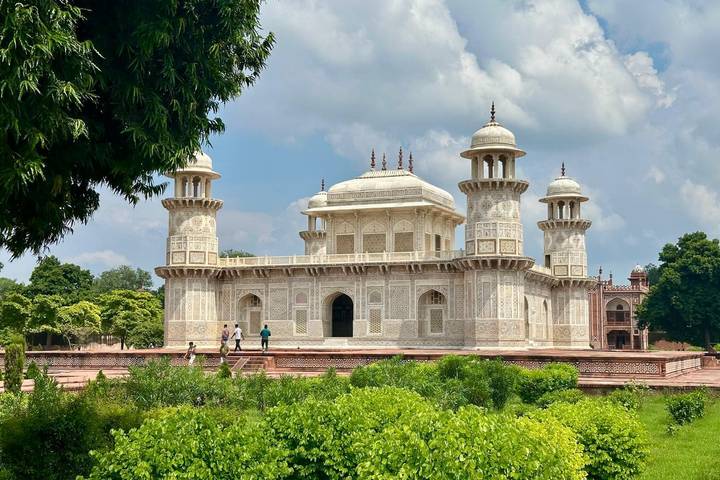 Itinerary Image 1