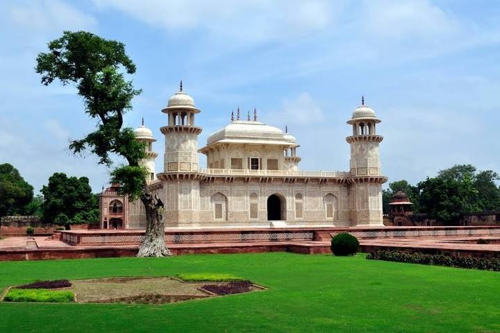 Itinerary Image 1