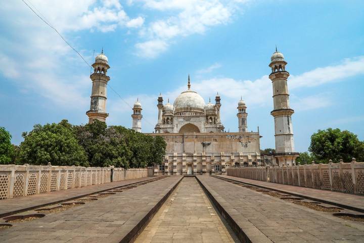 Itinerary Image 2