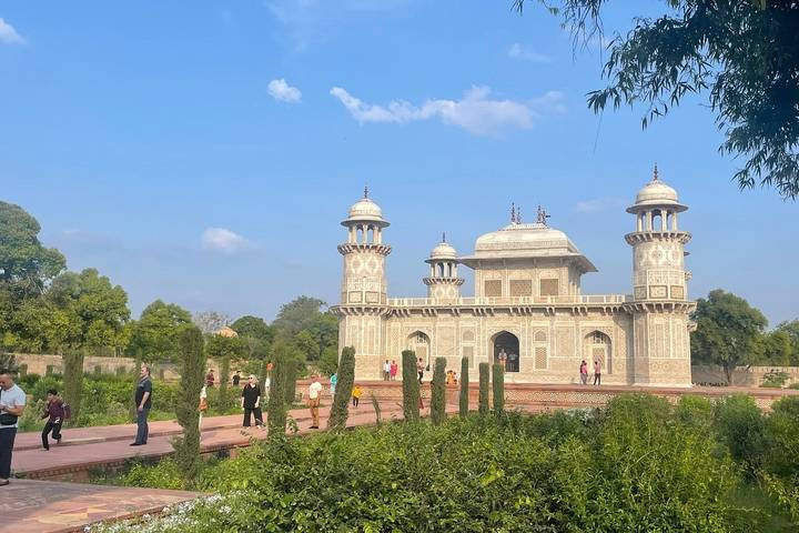 Itinerary Image 1