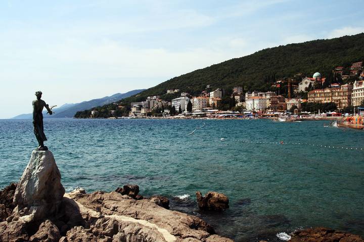 Itinerary Image 2