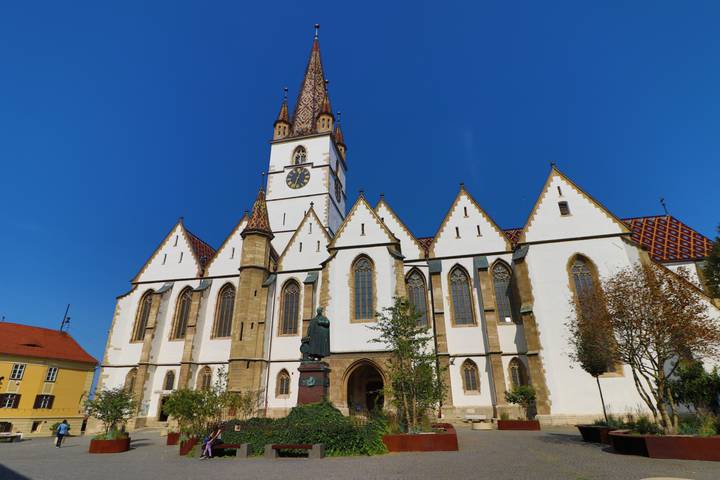 Itinerary Image 1