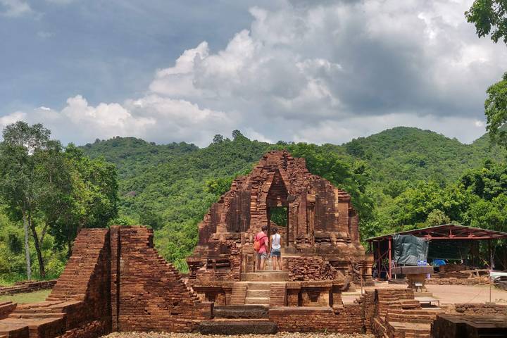 Itinerary Image 1