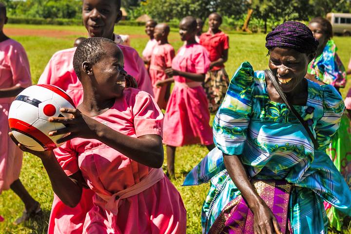 Uganda and Zanzibar - From the Land of the Mountain Gorillas to Zanzibar