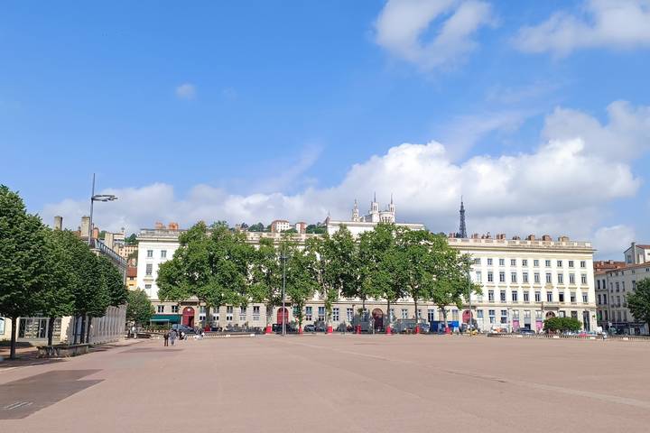 Itinerary Image 2