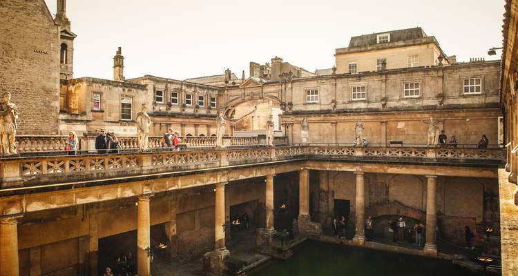 Circuit de 3 jours en petit groupe au départ de Londres : Stonehenge, Glastonbury, Bath et la côte du sud- ouest - Rabbie's Tours 7