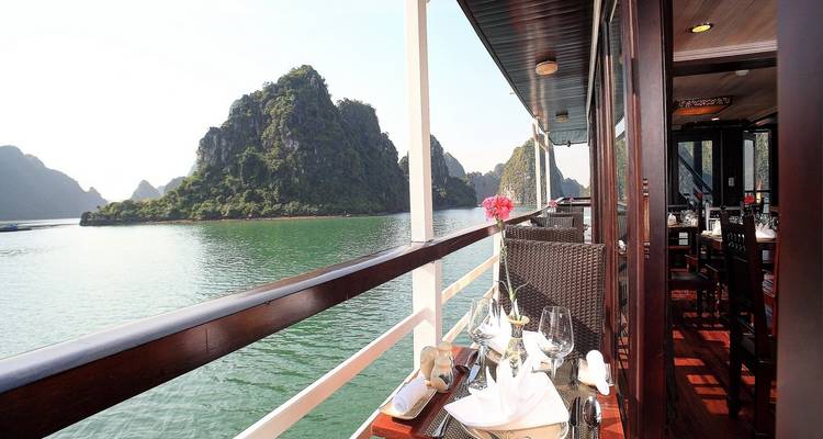La aventura hacia el norte: Sapa, Bahía de Halong y Phu Quoc 10 días - Legend Travel Group 2