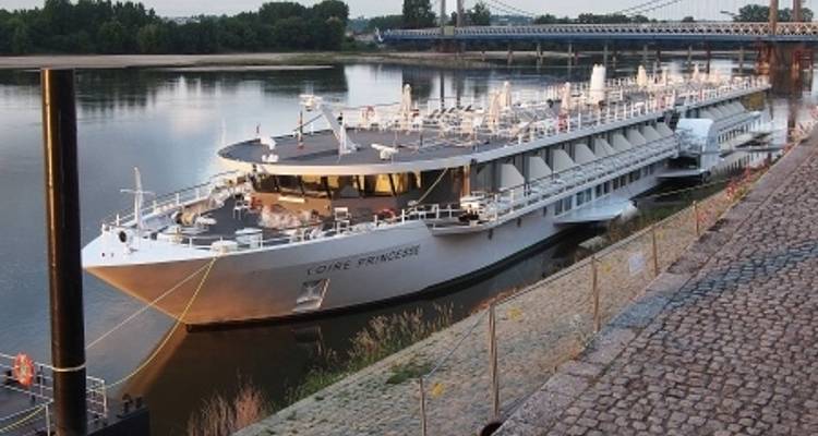 Christmas on the Loire - CroisiEurope River Cruises 8