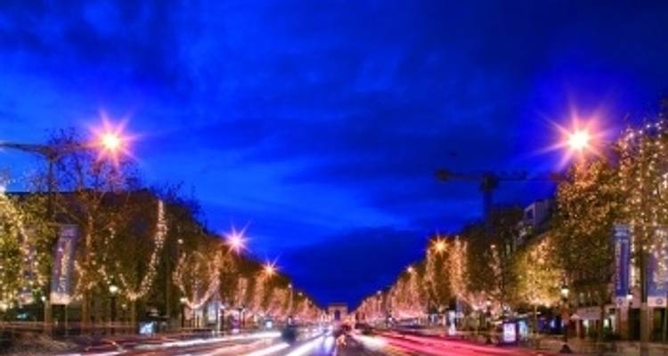 Prestigious Christmas Eve in Paris & The Canal Saint-Martin (port to port) - CroisiEurope River Cruises 2