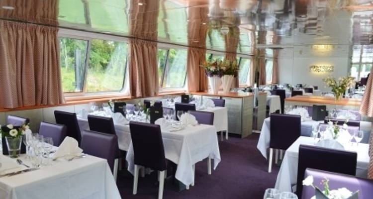 Prestigious Christmas Eve in Paris & The Canal Saint-Martin (port to port) - CroisiEurope River Cruises 3