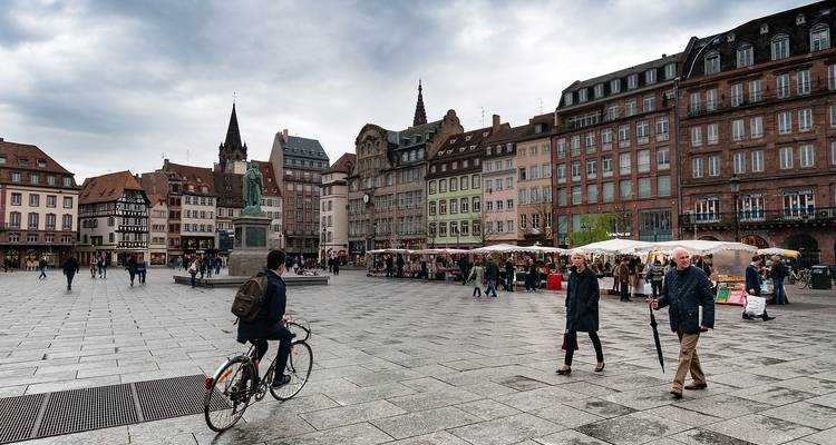 Alsatian Christmas traditions and navigation in the heart of Strasbourg (port-to-port cruise) - CroisiEurope River Cruises 3