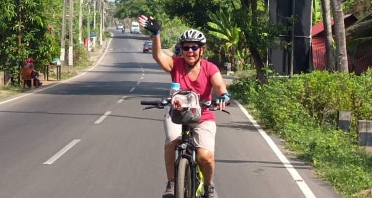 Pedalea por la costa de Kerala - Exodus Adventure Travels 2