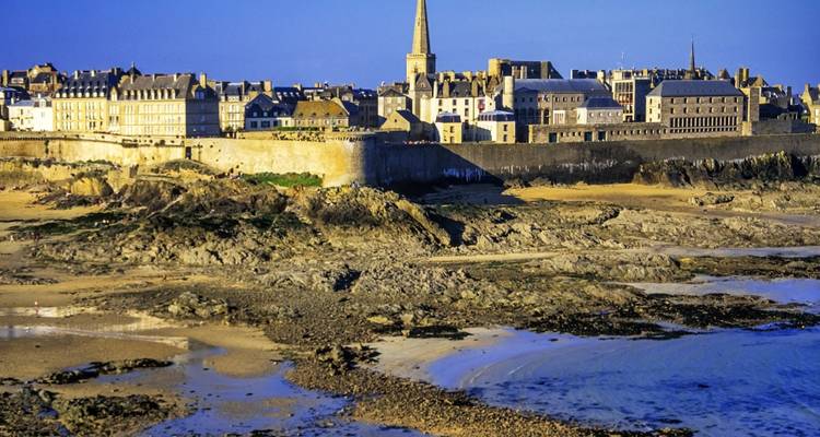 2 Day Guided Trip to Normandy, Saint Malo & Mont Saint-Michel from Paris (PM2) - PARISCityVISION 3