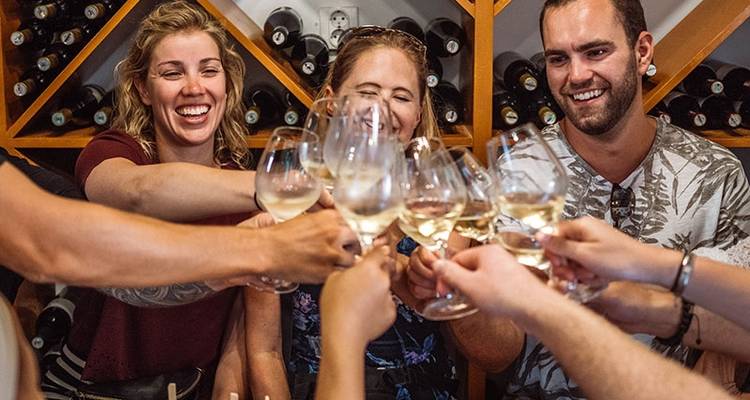 Crucero de ida de 4 Días de Split a Dubrovnik - Clásico Plus sobre cubierta, 18-35 años - Go Croatia Sail 6