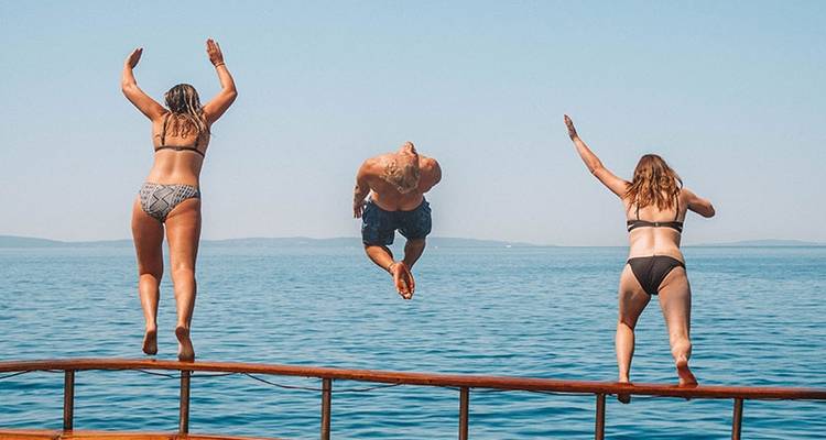 Crucero de ida de 4 Días de Split a Dubrovnik - Clásico Plus sobre cubierta, 18-35 años - Go Croatia Sail 4