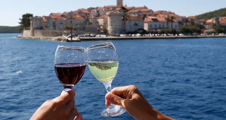 5-day Dubrovnik to Split one-way cruise - Classic Plus above-deck, 18-35s - Go Croatia Sail 10
