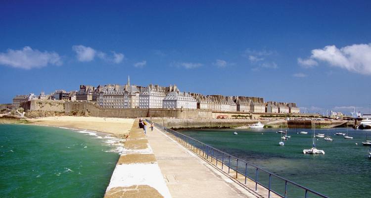 3 jours en Normandie : Jour J Plages, Mont Saint-Michel et Châteaux de la Loire au départ de Paris - PARISCityVISION 2