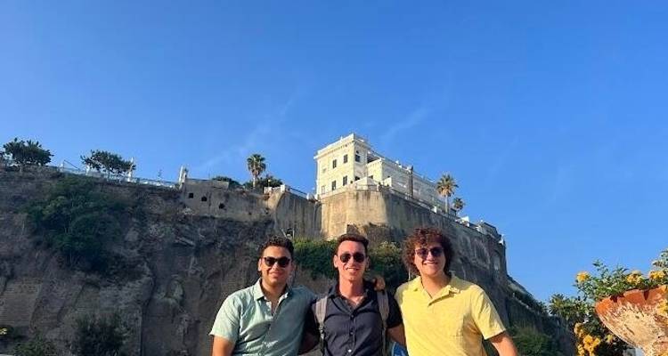 Meet Us There - Amalfi Coast - Smart Trip 3