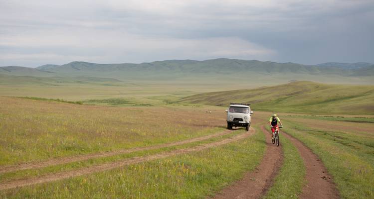 Ciclismo en Mongolia - Festival Naadam - Exodus Adventure Travels 9