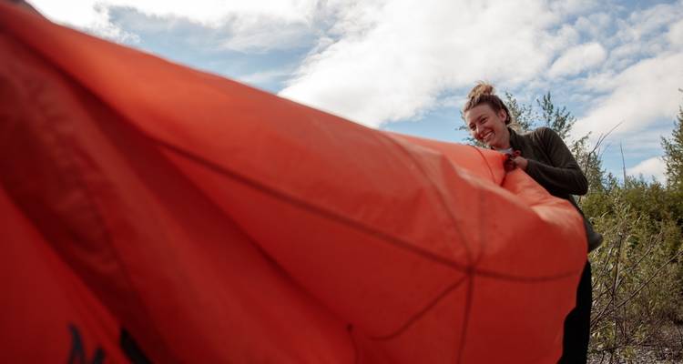 Pagayer avec les filles sur le fleuve Yukon - Ruby Range Adventure 2