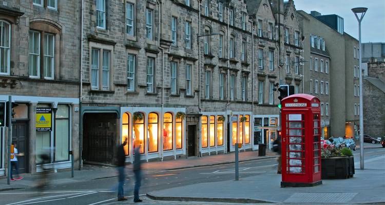 Angleterre et Écosse (jusqu'en mars 2025, fin à Glasgow, 9 jours) - Contiki 3