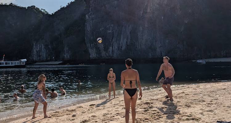 20-Day Vietnam to Cambodia: Hanoi, Ha Long Bay, Hoi An, Ho Chi Minh City, and Angkor Wat - The Dragon Trip 8