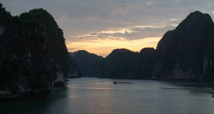 20-Day Vietnam to Cambodia: Hanoi, Ha Long Bay, Hoi An, Ho Chi Minh City, and Angkor Wat - The Dragon Trip 9