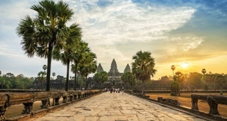 From the Mekong Delta to the Temples of Angkor & The Imperial Cities (port-to-port cruise) (from Hanoi to Siem Reap) - CroisiEurope River Cruises 2