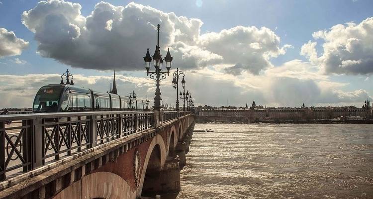 Grandeza Europea (Clásico, Inicio París, Fin Londres) - Insight Vacations 2