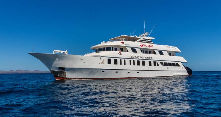 Encuentro en Galápagos: islas australes - gran Reina Beatriz - Intrepid Travel 7