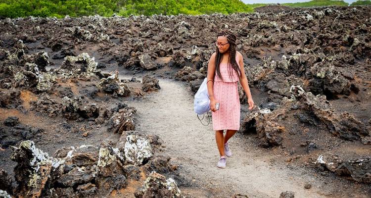 Galapagos Encounter: Central Islands (Grand Queen Beatriz) - Intrepid Travel 7