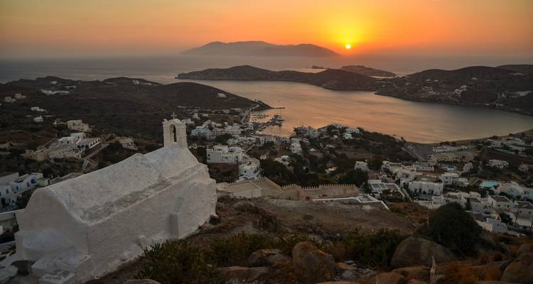Sailing Greece - Santorini to Mykonos - G Adventures 2