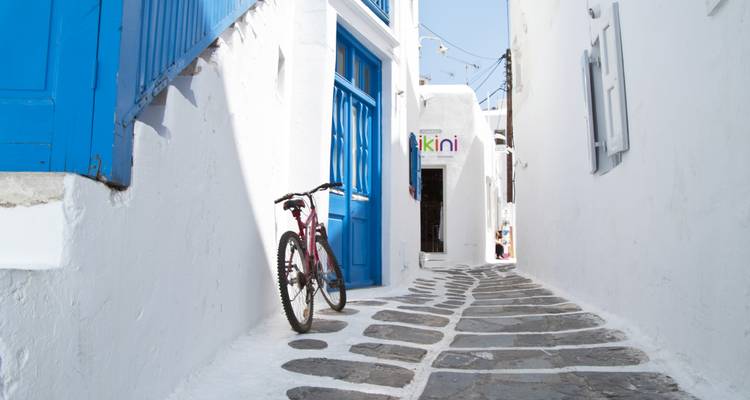 Sailing Greece - Santorini to Mykonos - G Adventures 6