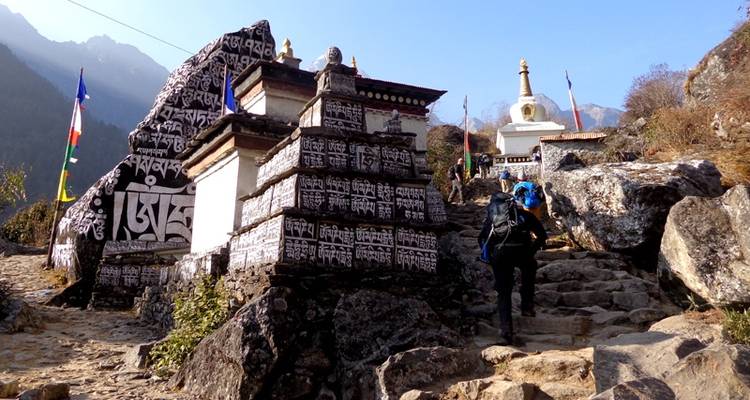 Campamento base del Everest con el Valle de Gokyo - Mountain Kick 3