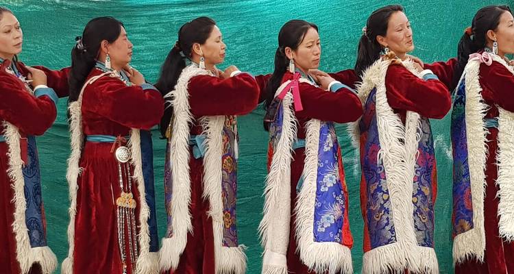 The Quaint Monasteries & the Eternal Bliss: Leh -Ladakh - Bout India 6