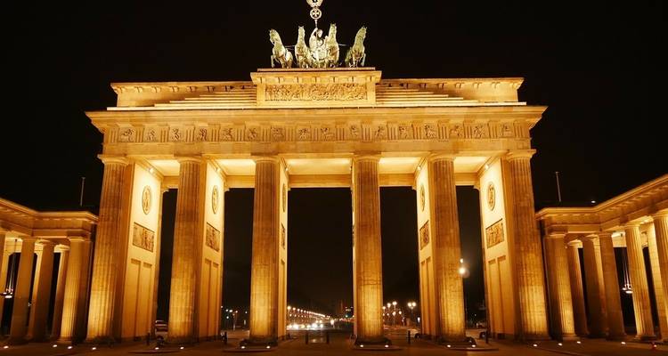 Eastern Europe Road Trip (End Berlin) - Contiki 10
