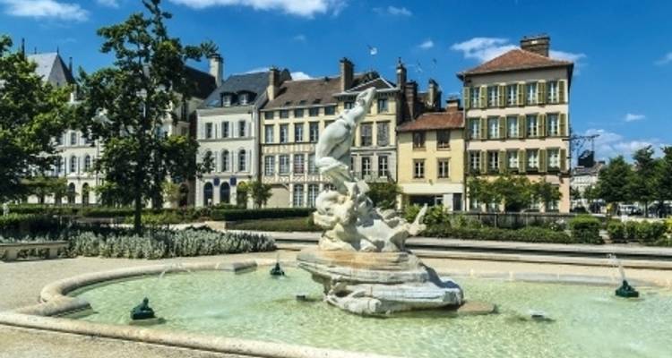 From Paris to the Petite Seine: An enchanting cruise through picturesque landscapes and man-made wonders (port-to-port cruise) - CroisiEurope River Cruises 7
