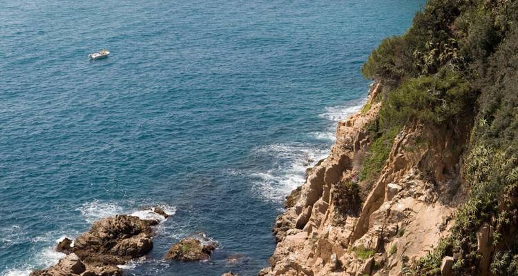 Contrasts of Catalonia (Catalunya) Cycling - Exodus Adventure Travels 2