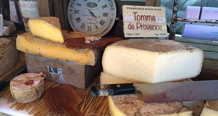 Paseo por los Paisajes del Luberon - Exodus Adventure Travels 3