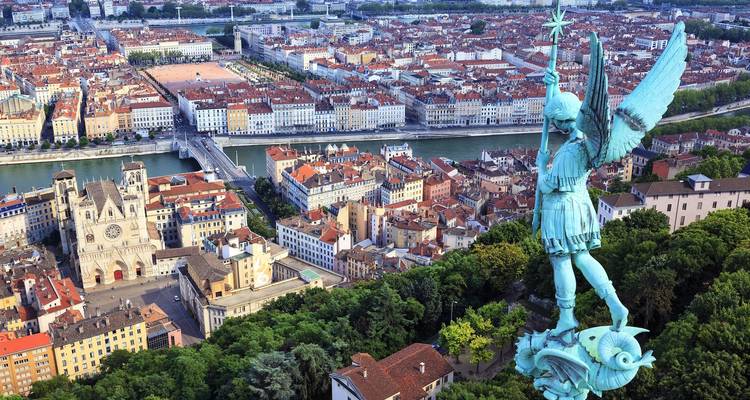 Short Break in Paris (port-to-port cruise) - CroisiEurope River Cruises 9