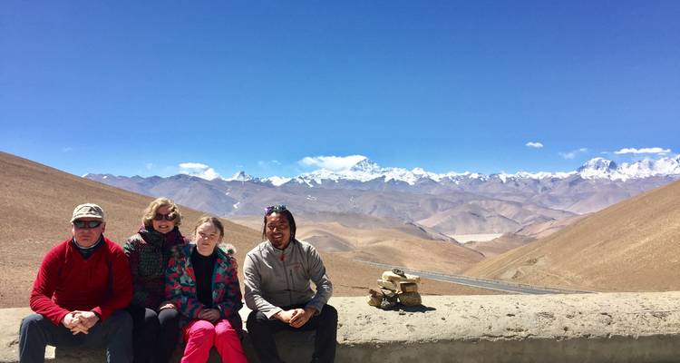 8 jours de voyage au Tibet, de Lhassa au camp de base de l'Everest, en petit groupe : admirez l'Everest de très près. - Tibet Vista 4