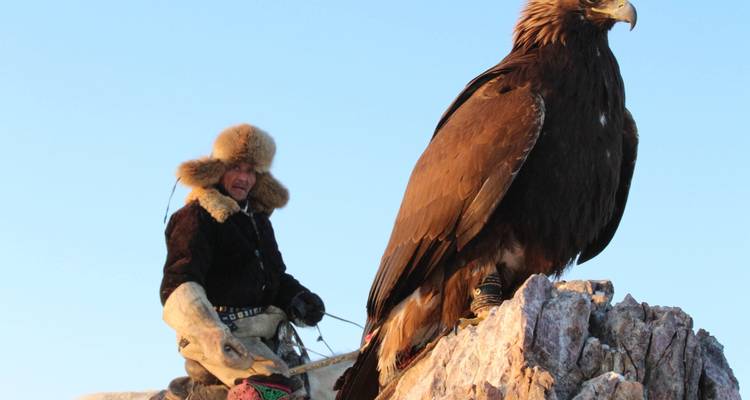 Experimenta Mongolia Occidental y el Festival del Águila Dorada - Unquote Travel 8