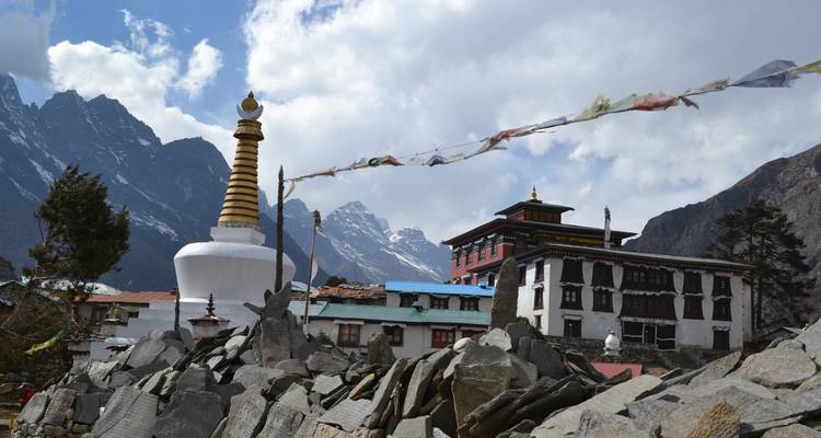 12 días Acepta el Desafío Sherpa en la Travesía al campamento base del Everest - Nepal Hiking Pvt. Ltd. 3