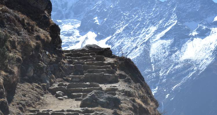 12 días Acepta el Desafío Sherpa en la Travesía al campamento base del Everest - Nepal Hiking Pvt. Ltd. 7