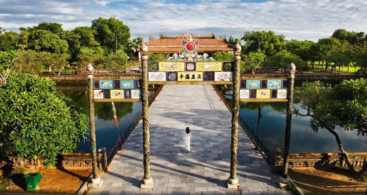 Hue to Hoi An via Lang Co Lagoon Bike Tour 4 Days - Bravo Indochina Tours 2