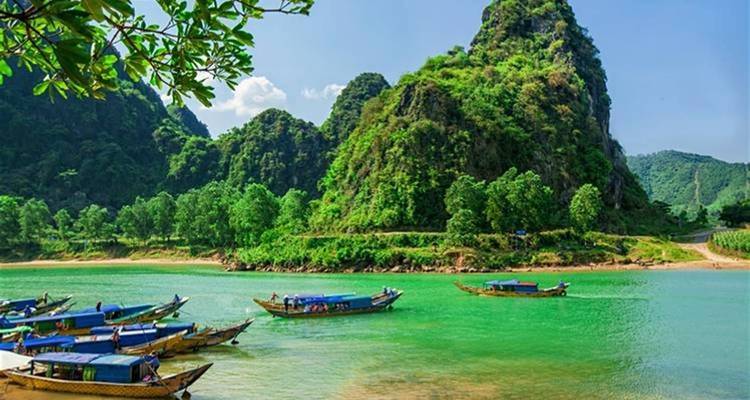Aventura de 3 días en las cuevas y laguna de Phong Nha Ke Bang - Bravo Indochina Tours 1